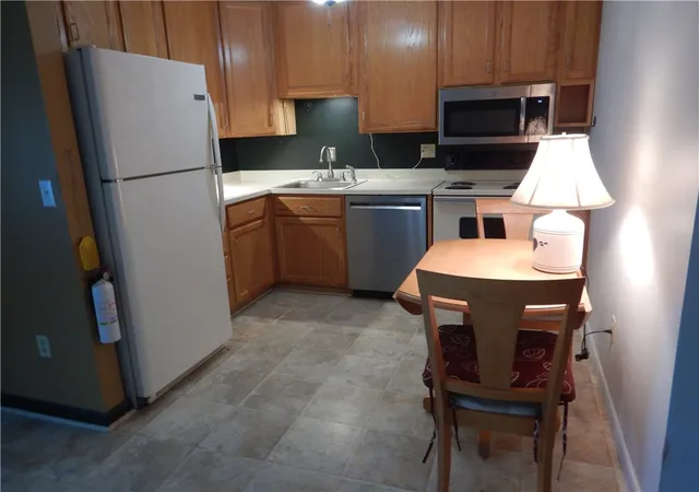 Photo 3 of Condo for sale at 2 Woodlands Way, Brockport, NY 14420 | MLS# R1713189 | Listing updated on 2026-09-15