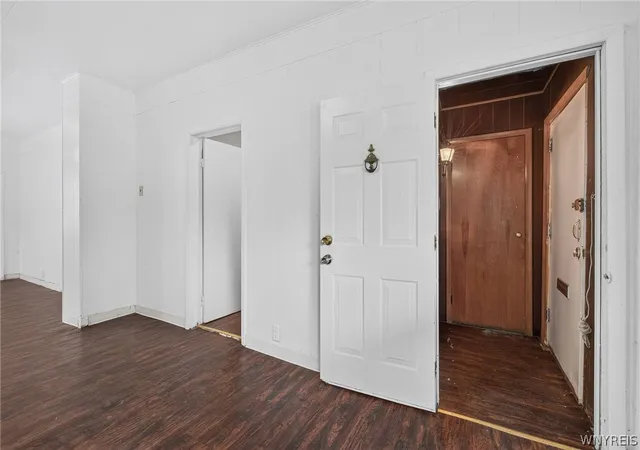 Photo 3 of Single family home for sale at 157 15th Street, Buffalo, NY 14213 | MLS# B1712952 | Listing updated on 2026-09-08
