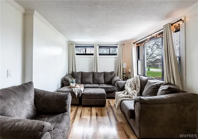 Photo 4 of Single family home for sale at 6795 Nash Rd, North Tonawanda, NY 14120 | MLS# B1711286 | Listing updated on 2026-09-09