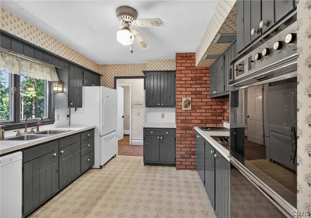 Photo 3 of Single family home for sale at 130 Hoag Rd, Norwich, NY 13815 | MLS# S1713162 | Listing updated on 2026-09-09