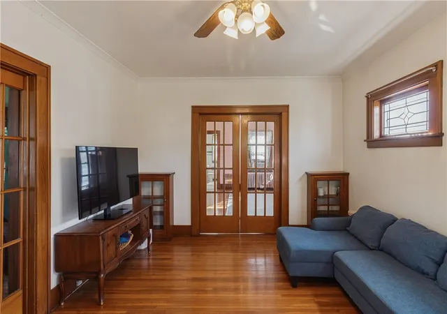 Photo 4 of Single family home for sale at 105 Sherman St, Rochester, NY 14606 | MLS# R1713151 | Listing updated on 2026-09-10