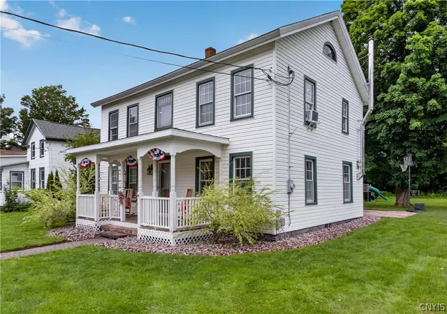 Photo 3 of Single family home for sale at 7815 Main St, Fabius, NY 13063 | MLS# S1713127 | Listing updated on 2026-09-09