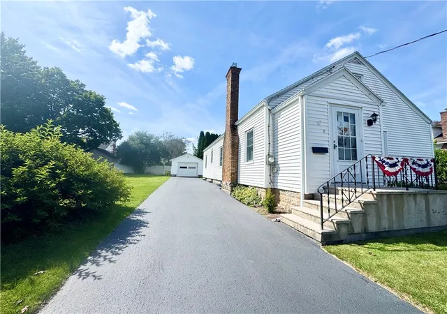 Photo 1 of Single family home for sale at 11 Norman Ave, Auburn, NY 13021 | MLS# R1713249 | Listing updated on 2026-09-09