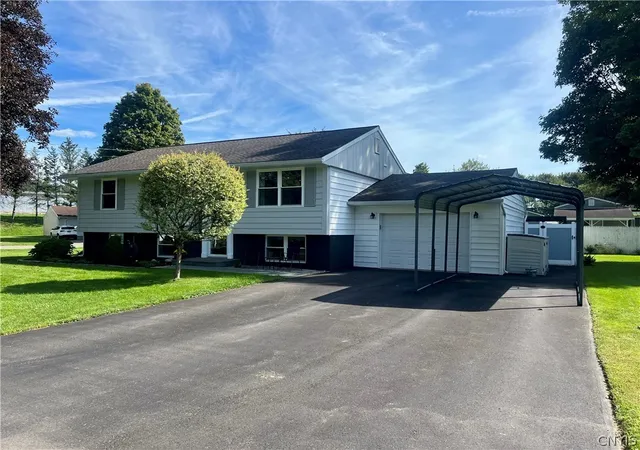 Photo 2 of Sale Pending at 838 N Lamont, Cortlandville, NY 13045 | MLS# S1713199 | Listing updated on 2026-09-20