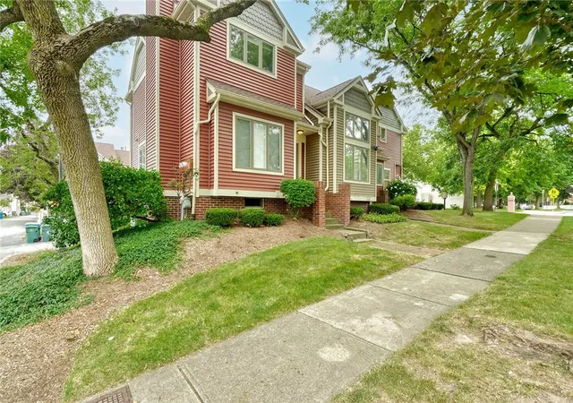 Photo 3 of Condo for sale at 43 Adams St, Rochester, NY 14608 | MLS# R1707120 | Listing updated on 2026-09-14
