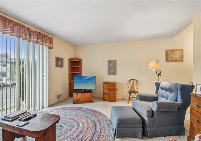 Photo 4 of Sale Pending at 8 High Gate Trl #1, Fairport, NY 14450 | MLS# R1713296 | Listing updated on 2026-09-11