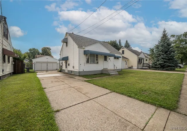Photo 3 of Single family home for sale at 161 Klas Ave, Buffalo, NY 14224 | MLS# B1712364 | Listing updated on 2026-09-14