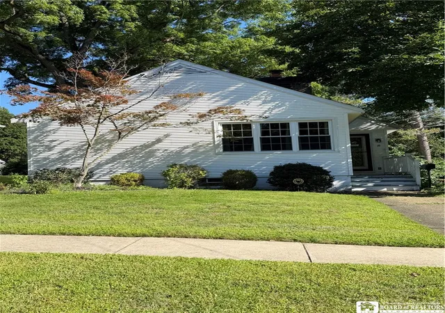 Photo 3 of Single family home for sale at 18 Risley St, Fredonia, NY 14063 | MLS# R1712736 | Listing updated on 2026-09-12