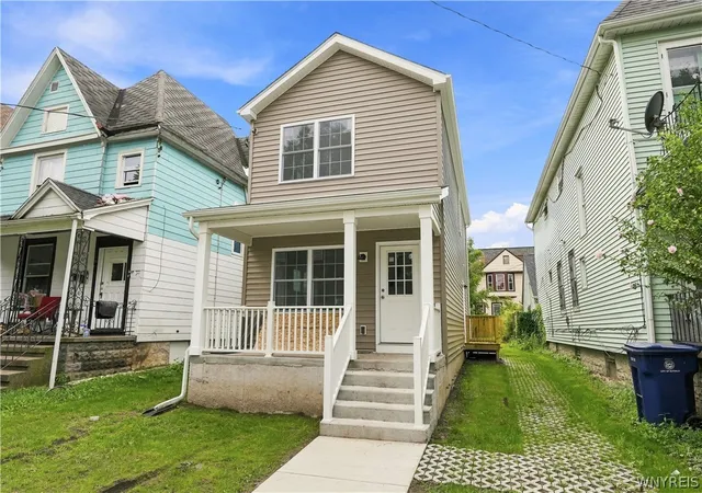 Photo 2 of Single family home for sale at 670 West Ave, Buffalo, NY 14213 | MLS# B1711853 | Listing updated on 2026-09-09