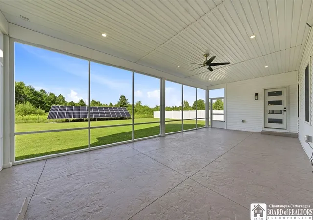 Photo 3 of Single family home for sale at 209 Dockside Dr, Youngstown, NY 14174 | MLS# R1713279 | Listing updated on 2026-09-12