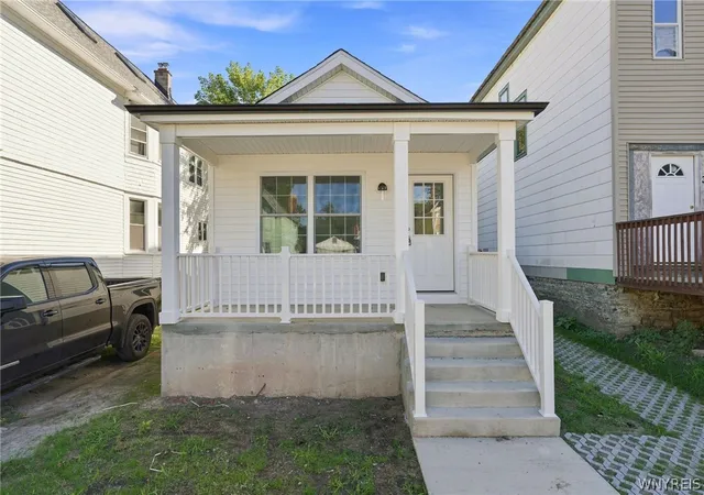 Photo 1 of Single family home for sale at 383 14th Street, Buffalo, NY 14213 | MLS# B1711837 | Listing updated on 2026-09-09