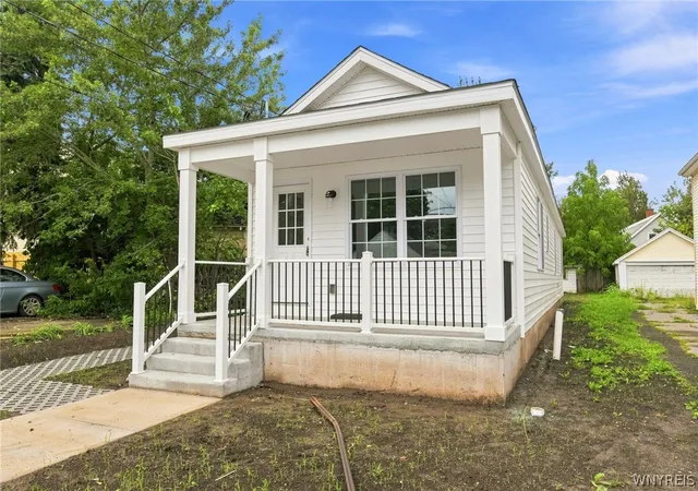 Photo 3 of Single family home for sale at 685 Minnesota Ave, Buffalo, NY 14215 | MLS# B1711827 | Listing updated on 2026-09-09