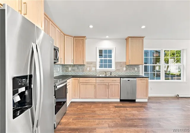 Photo 40 of Single family home for sale at 253 East St, Buffalo, NY 14207 | MLS# B1711822 | Listing updated on 2026-09-09