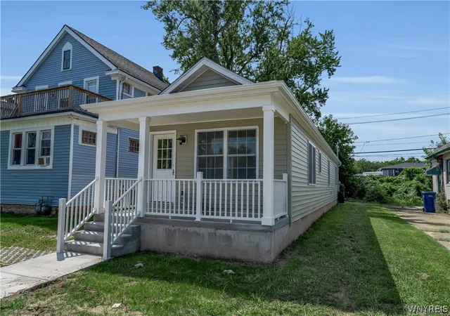 Photo 2 of Single family home for sale at 143 Lasalle Ave, Buffalo, NY 14214 | MLS# B1711287 | Listing updated on 2026-09-09