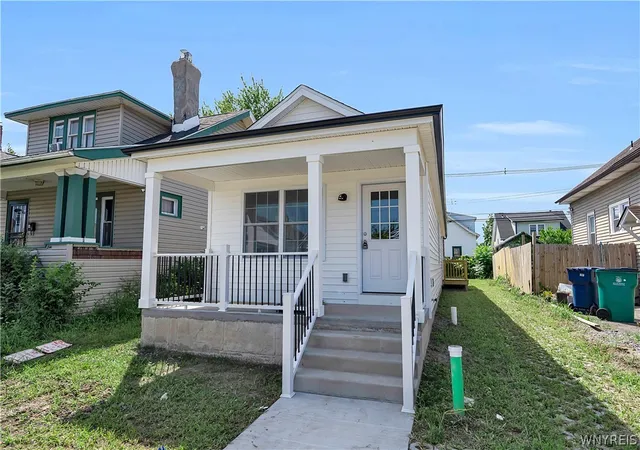 Photo 2 of Single family home for sale at 291 Berkshire Ave, Buffalo, NY 14215 | MLS# B1711291 | Listing updated on 2026-09-09