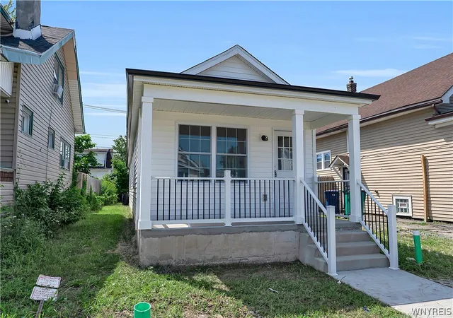 Photo 2 of Single family home for sale at 291 Berkshire Ave, Buffalo, NY 14215 | MLS# B1711291 | Listing updated on 2026-09-09