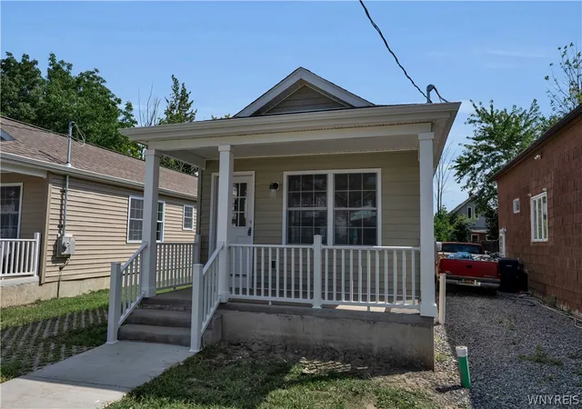 Photo 2 of Single family home for sale at 447 Berkshire Ave, Buffalo, NY 14215 | MLS# B1711294 | Listing updated on 2026-09-09