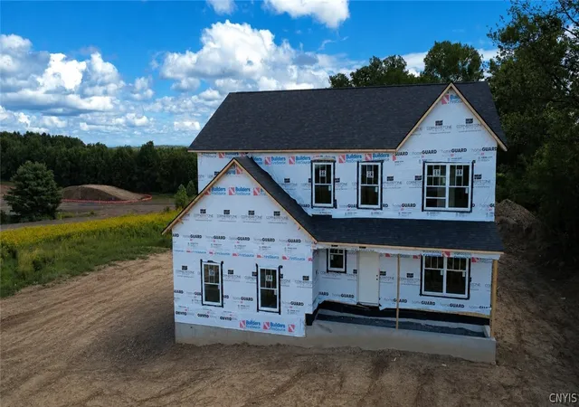 Photo 1 of Single family home for sale at 5590 Rolling Meadows Way, Camillus, NY 13031 | MLS# S1713463 | Listing updated on 2026-09-09