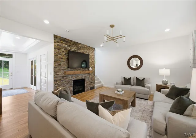 Photo 3 of Single family home for sale at 5590 Rolling Meadows Way, Camillus, NY 13031 | MLS# S1713463 | Listing updated on 2026-09-09