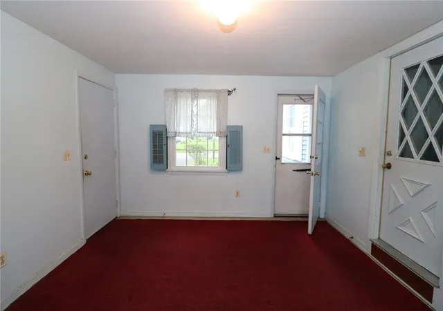 Photo 3 of Single family home for sale at 56 Kirkgate Dr, Spencerport, NY 14559 | MLS# R1709672 | Listing updated on 2026-09-12