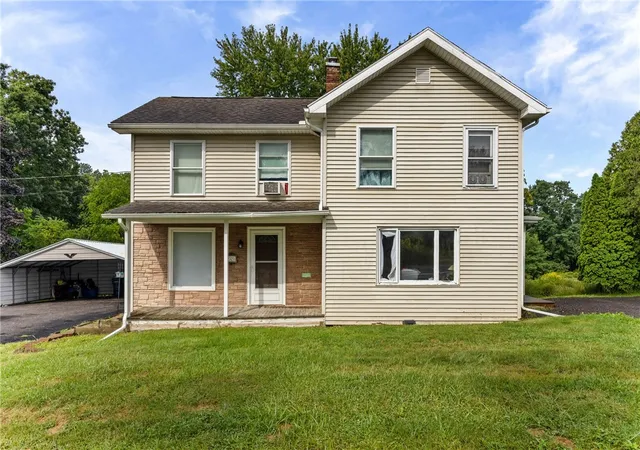 Listing Photo 4 - Condo for sale in building located at 2321 State Rte 14, Lyons, NY 14489