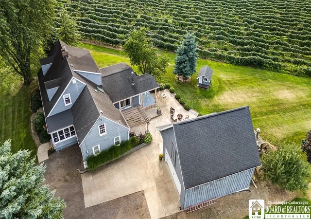 Photo 4 of Single family home for sale at 3434 US 20, Dunkirk, NY 14048 | MLS# R1711663 | Listing updated on 2026-09-09