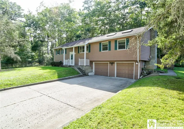 Photo 43 of Single family home for sale at 264 Ivy St, Jamestown, NY 14701 | MLS# R1707333 | Listing updated on 2026-09-09