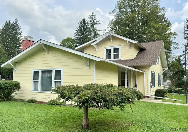 Photo 1 of Single family home for sale at 47 Medbury Ave, Cuba, NY 14727 | MLS# B1712926 | Listing updated on 2026-09-10