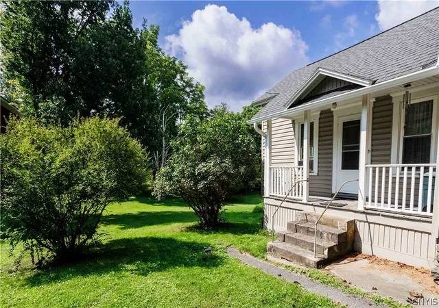 Photo 3 of Single family home for sale at 5968 US Route 20, Lafayette, NY 13084 | MLS# S1713575 | Listing updated on 2026-09-10