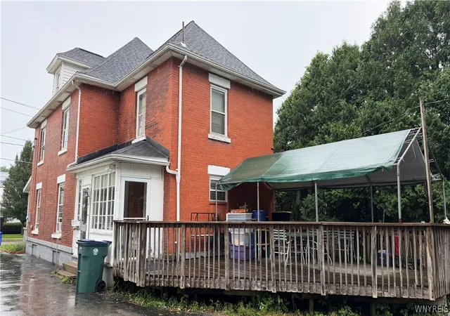 Photo 3 of Single family home for sale at 2840 Lockport Olcott Rd, Newfane, NY 14108 | MLS# B1712147 | Listing updated on 2026-09-10