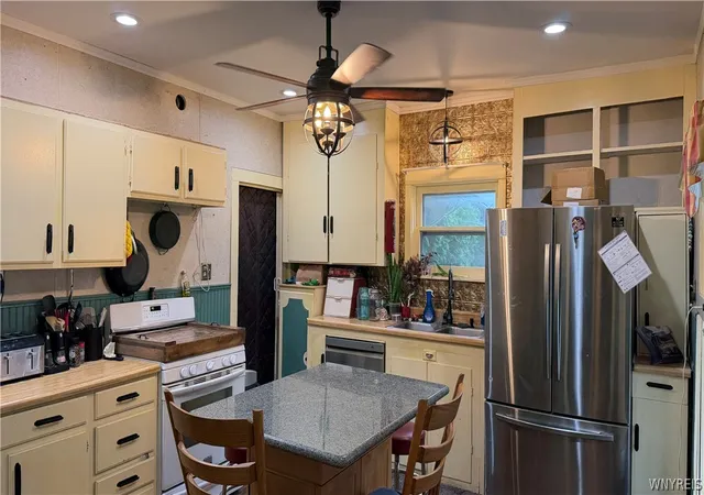 Photo 4 of Single family home for sale at 2840 Lockport Olcott Rd, Newfane, NY 14108 | MLS# B1712147 | Listing updated on 2026-09-10
