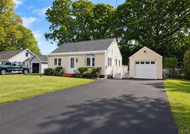 Photo 3 of Sale Pending at 126 Heins Ave, Syracuse, NY 13212 | MLS# S1710613 | Listing updated on 2026-09-15