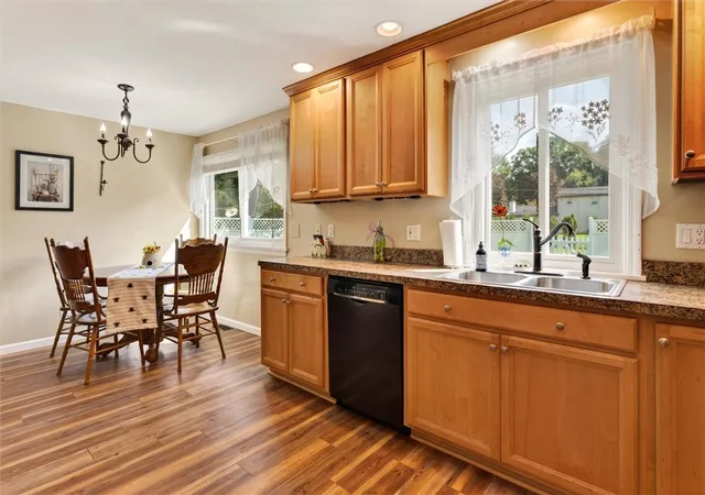 Photo 4 of Sale Pending at 65 Brentwood Ln, Fairport, NY 14450 | MLS# R1713335 | Listing updated on 2026-09-16