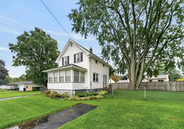 Photo 2 of Sale Pending at 61 Gates Greece Townline Rd, Rochester, NY 14606 | MLS# R1713543 | Listing updated on 2026-09-16