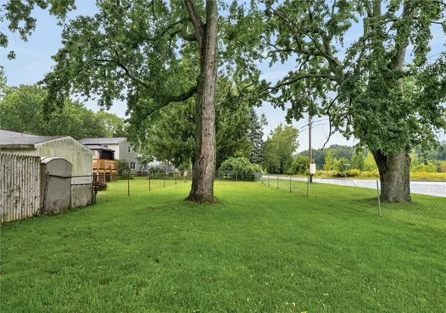 Photo 4 of Sale Pending at 61 Gates Greece Townline Rd, Rochester, NY 14606 | MLS# R1713543 | Listing updated on 2026-09-16
