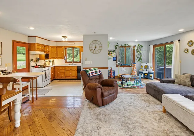 Photo 4 of Single family home for sale at 1549 Chamberlain Hl Rd, Franklin, NY 13775 | MLS# R1713423 | Listing updated on 2026-09-10
