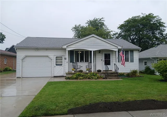 Photo 1 of Single family home for sale at 27 Syracuse St, Tonawanda, NY 14150 | MLS# B1712793 | Listing updated on 2026-09-10