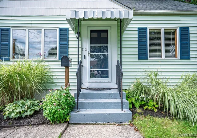 Photo 3 of Single family home for sale at 112 Colby St, Buffalo, NY 14206 | MLS# B1711581 | Listing updated on 2026-09-13