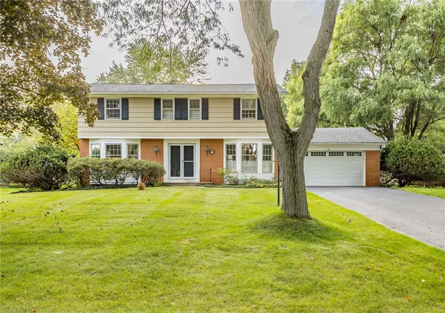 Photo 1 of Single family home for sale at 5 Buchanan Rd, Pittsford, NY 14534 | MLS# R1710694 | Listing updated on 2026-09-10