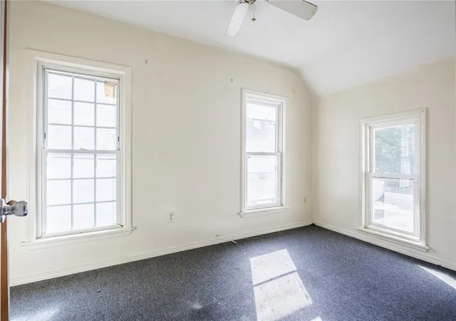 Photo 4 of House for sale at 232 Lexington Ave, Rochester, NY 14613 | MLS# R1712411 | Listing updated on 2026-09-16