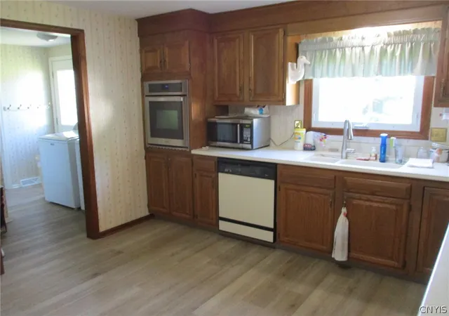 Photo 3 of Single family home for sale at 6081 Meadow Dr, Cicero, NY 13039 | MLS# S1713301 | Listing updated on 2026-09-12