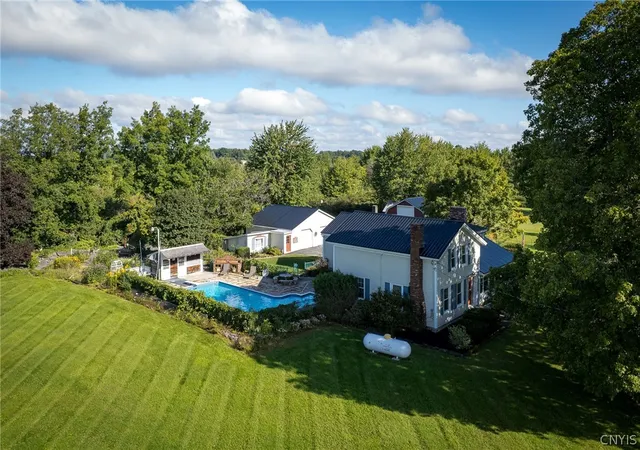 Photo 3 of Single family home for sale at 25551 Hinds Rd, Watertown, NY 13601 | MLS# S1711459 | Listing updated on 2026-09-10