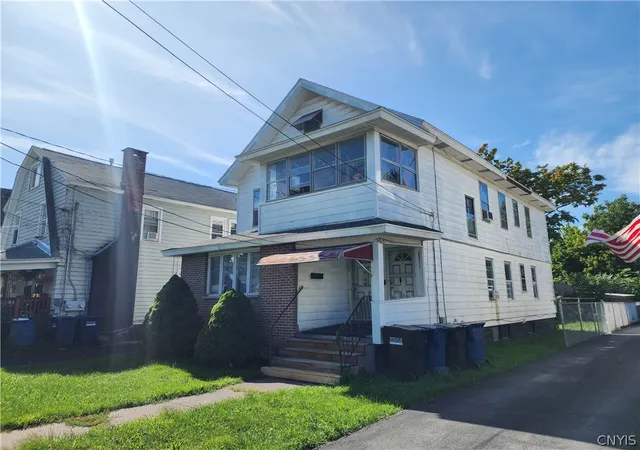 Photo 2 of Multi family home for sale at 2209 Grant Blvd #11, Syracuse, NY 13208 | MLS# S1713816 | Listing updated on 2026-09-10