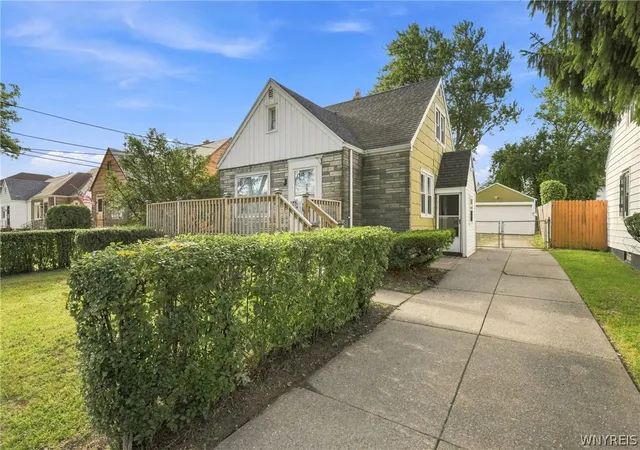 Photo 2 of Single family home for sale at 121 Weston Ave, Buffalo, NY 14215 | MLS# B1713632 | Listing updated on 2026-09-11