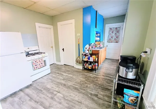 Photo 4 of Multi family home for sale at 105 Lombard Ave, Syracuse, NY 13210 | MLS# S1713827 | Listing updated on 2026-09-10