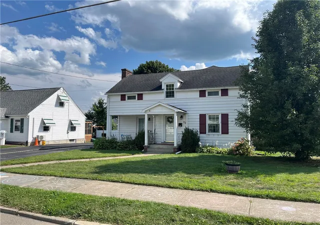 Photo 2 of Single family home for sale at 224 Onondaga St, Corning, NY 14830 | MLS# R1713892 | Listing updated on 2026-09-12