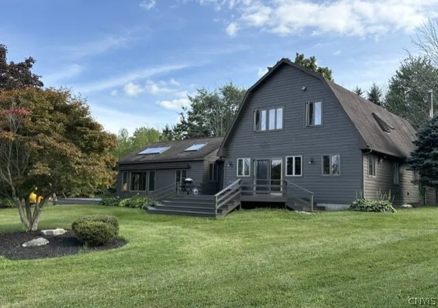 Photo 1 of Single family home for sale at 1874 Willowdale Rd, Skaneateles, NY 13152 | MLS# S1713464 | Listing updated on 2026-09-11