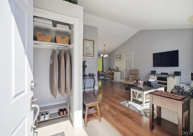 Photo 4 of Single family home for sale at 13 Inglesid Ln, Liverpool, NY 13090 | MLS# S1713456 | Listing updated on 2026-09-11
