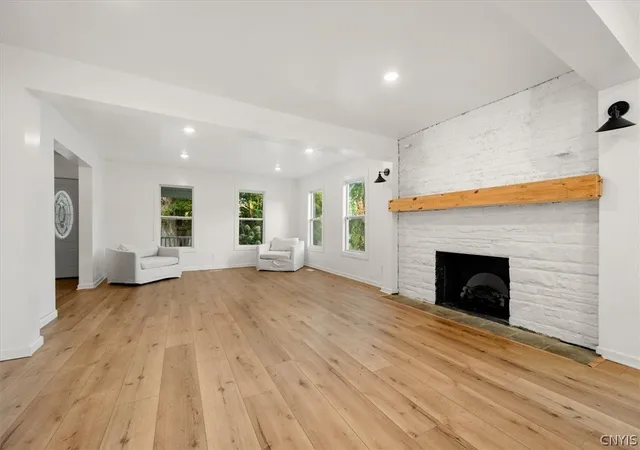 Photo 4 of Single family home for sale at 3223 W Seneca Tpke, Marcellus, NY 13108 | MLS# S1713179 | Listing updated on 2026-09-11