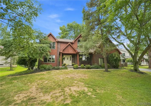 Photo 1 of Single family home for sale at 160 Fox Meadow Ln, Orchard Park, NY 14127 | MLS# B1711185 | Listing updated on 2026-09-11